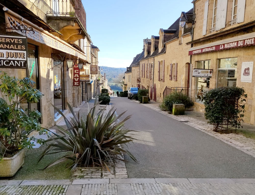 Vivre dans le Lot et la Dordogne avec l'agence immobilière RICQ & DOBY